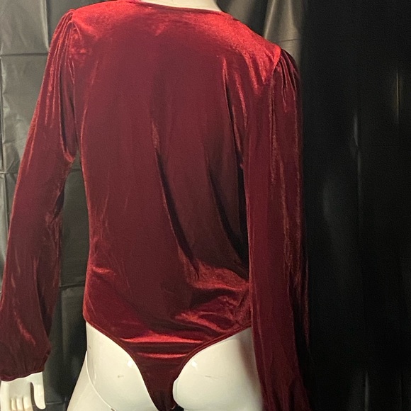 Bodysuit - Picture 2 of 3